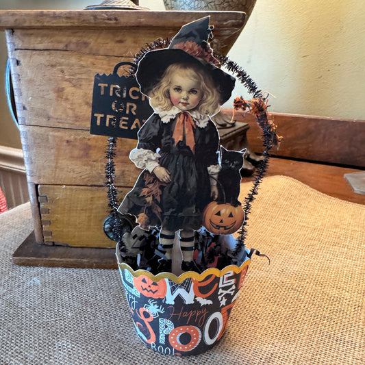 Little Witch Cupcake Trick or Treat