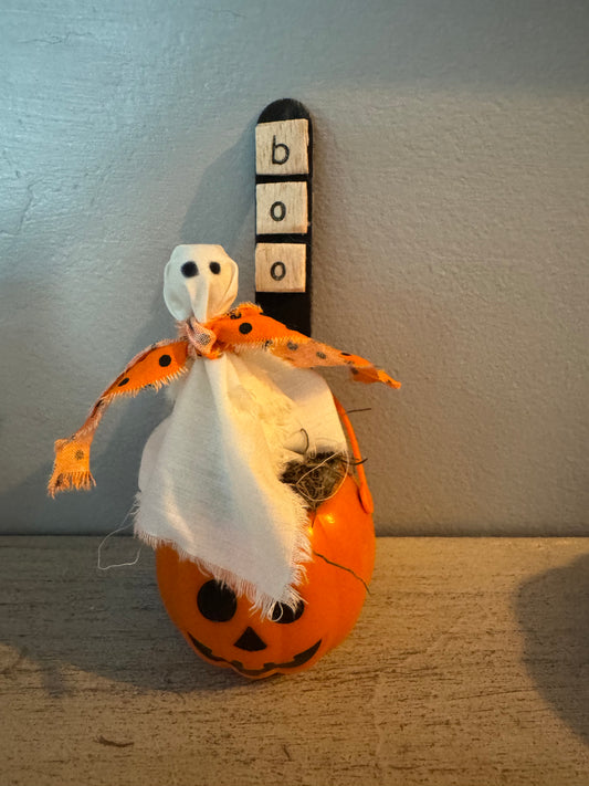 Boo Goes the Ghost