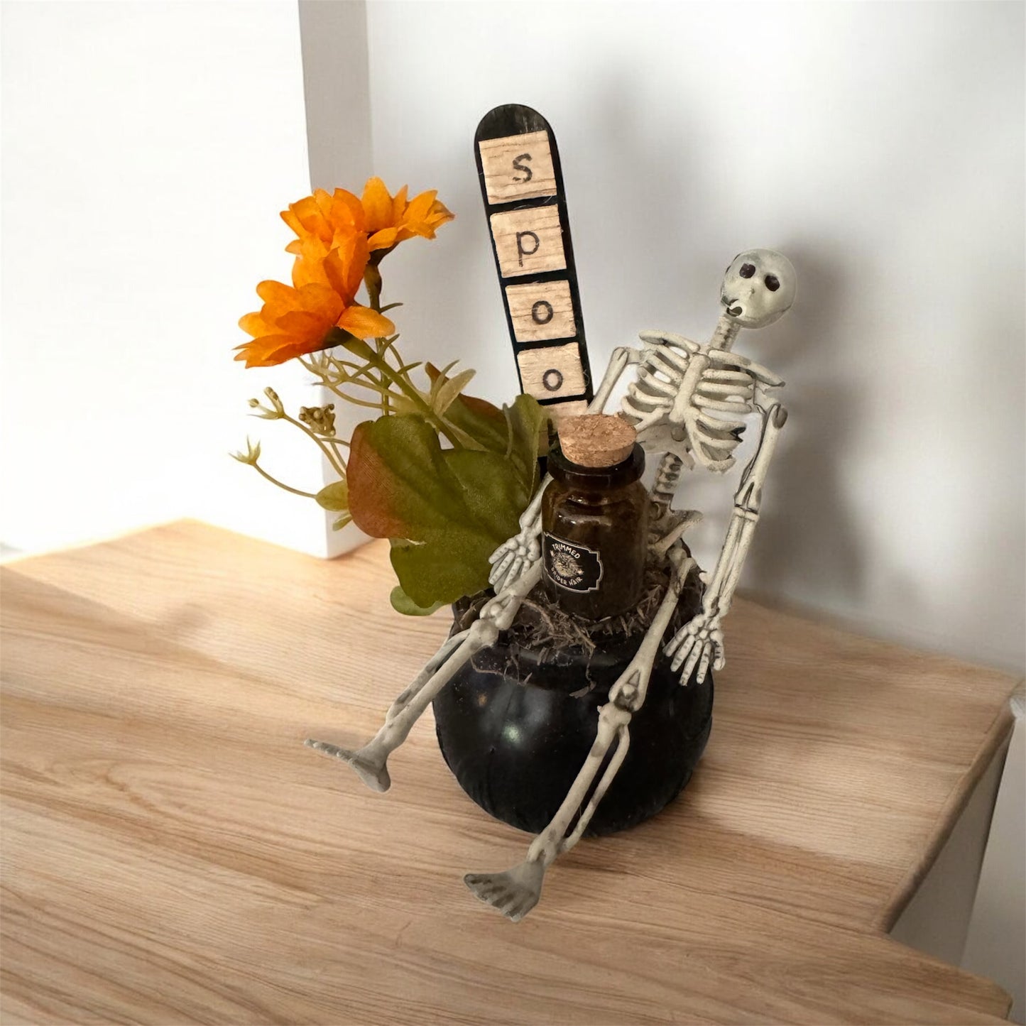 Spook Skeleton Bones